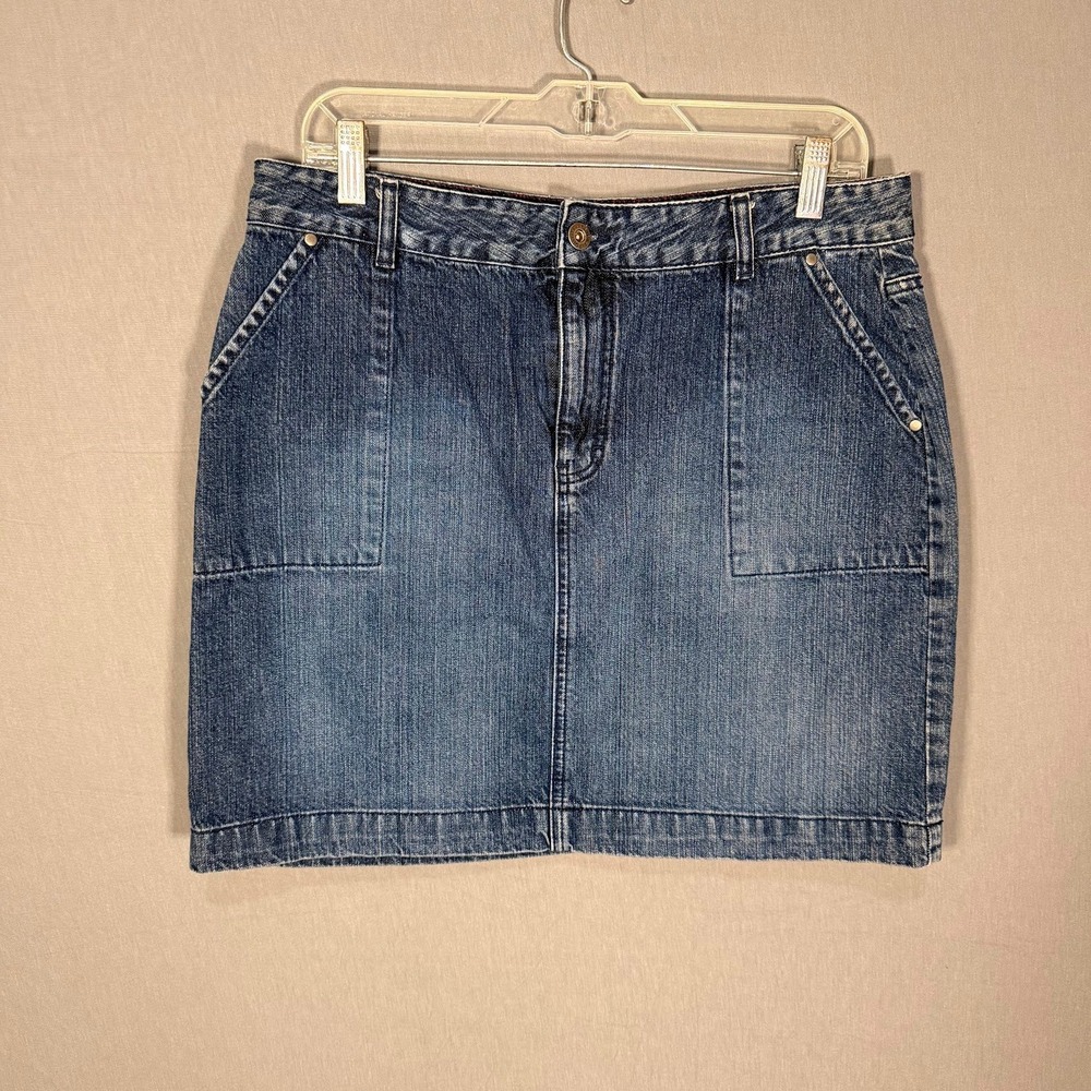 Tommy Hilfiger Blue Denim Mini Skirt with Front Patch Pockets
